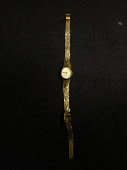 Elgin Designer Oval 20x16mm Gold-Tone Rose Motif Stainless Steel Watch w/ Bracelet