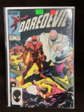 Daredevil #212 Comic Book from Amazing Collection B