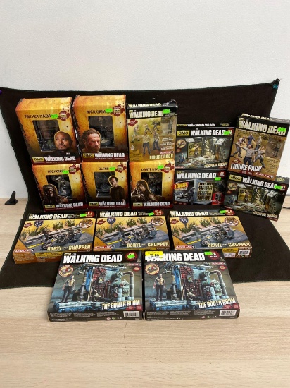 Huge 15 Count Lot of The Walking Dead Action Figures and Building Sets New in Original Packages