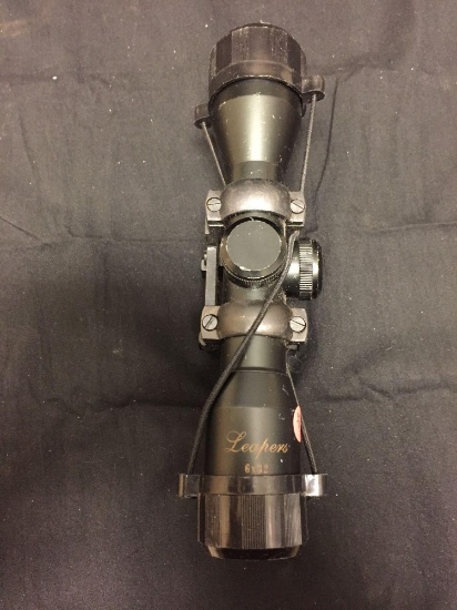 Leapers 6x32 Rifle Scope with Mount from Estate