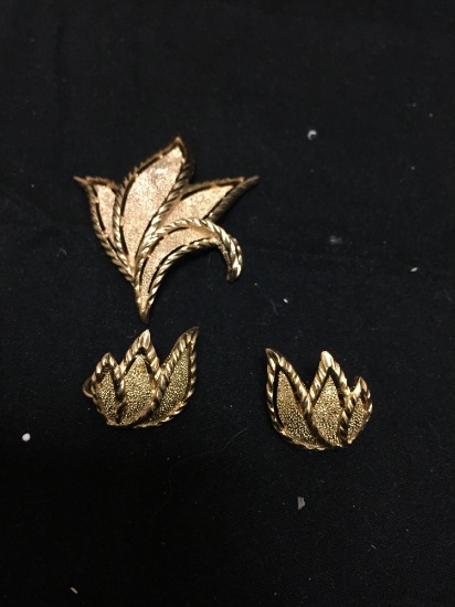 Lot of Two Matched Set Trifari Designer Gold-Tone Leaf Design Fashion Jewelry, One Pair of Earrings