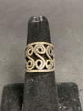 Vintage Old Pawn Handmade 17mm Wide Tapered Filigree Scroll Design Sterling Silver Ring Band