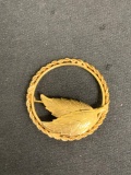 Leaf Motif w/ Rope Detail Round 35mm 12Kt Gold-Filled Sterling Silver Brooch