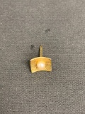 Square 9mm Texture Finished Pearl Center Gold-Filled Pin