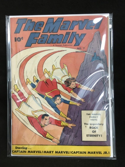 The Marvel Family #7 Vintage Comic Book - ATTIC FIND!