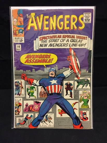 The Avengers #16 Comic Book from Estate Collection