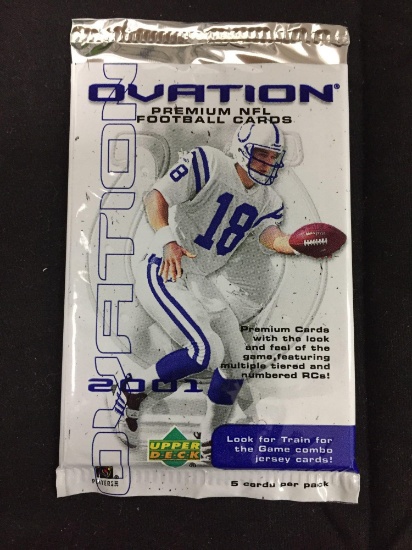 SEALED 2001 Upper Deck Ovation Football 5 Card Pack