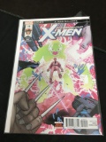 Astonishing X-Men #10 Comic Book from Amazing Collection