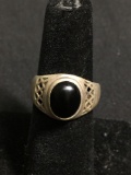 Oval 10x8mm Onyx Cabochon Center 13mm Wide Tapered Crosshatch Pattern Sterling Silver Old Pawn Ring