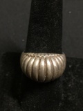 Domed Grooved Scallop Detailed 14mm Wide Tapered Sterling Silver Ring Band