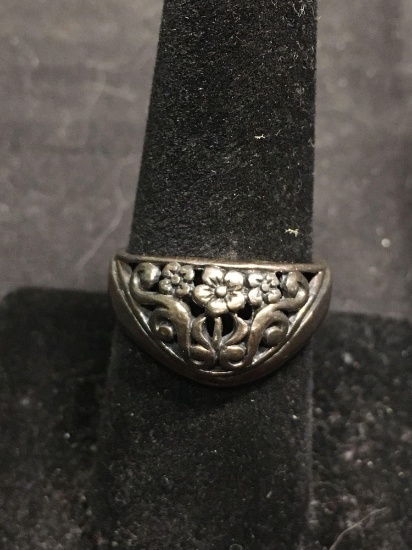 Floral Filigree Scroll Decorated 11mm Wide Tapered Sterling Silver Ring Band