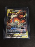 Pokemon RESHIRAM & CHARIZARD Sun & Moon Holofoil Rare Card SM201