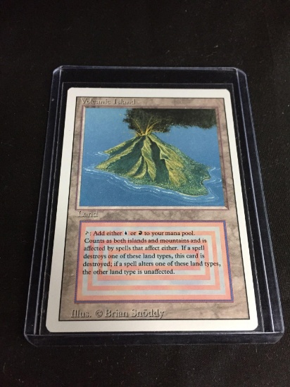 Magic the Gathering VOLCANIC ISLAND Revised Dual Land Trading Card