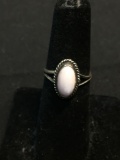 Rope Frame Detailed Oval 11x6mm Mother of Pearl Cabochon Center Old Pawn Mexico Sterling Silver Ring