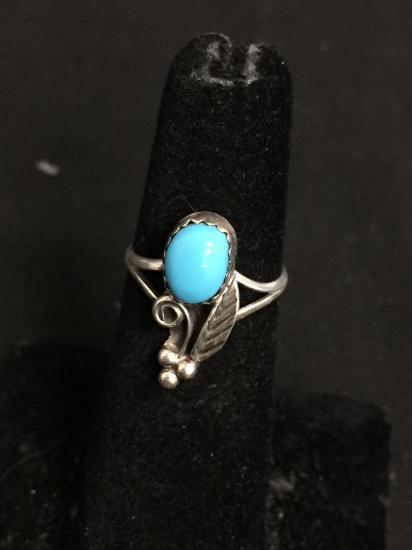 Oval 7x5mm Turquoise Cabochon Center 18mm Long Feather Detailed Old Pawn Native American Sterling