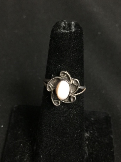 Oval 7x5mm Mother of Pearl Center w/ Filigree Scallop Halo Old Pawn Mexico Sterling Silver Ring Band