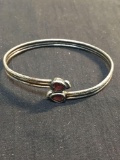 Twin Heart Faceted 6mm Garnet Centers Grooved Detailed 5.5mm Wide Bypass Signed Designer Sterling