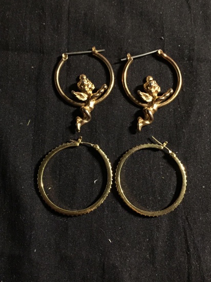 Lot of Two Gold-Tone Alloy Pairs of Fashion Hoop Earrings
