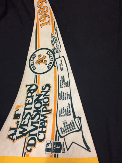 Vintage Oakland A's Athletics A.L. Western Division Champions Pennant 1989 from Collection