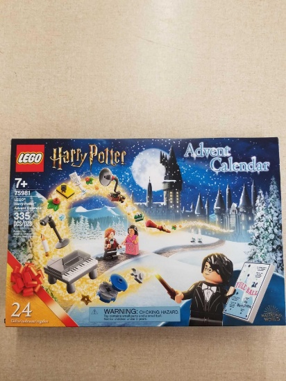 LEGO Harry Potter Yule Ball 335 pcs 75981 New in Box
