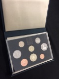 Vintage Elizabeth R 1986 Coin Collection in Case