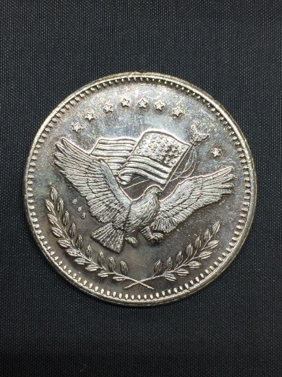 1 Troy Ounce .999 Fine Silver Eagle with Flag Silver Bullion Round Coin