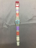 Vintage Women's Swatch Watch with Green & Black Geometric Design with Designed Band - NEW BATTERY -
