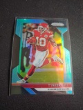 Tyreek Hill refractor #/199