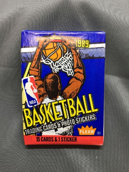 Factory Sealed 1989-90 Fleer Basketball 15 Card & 1 Sticker Pack - Michael Jordan?