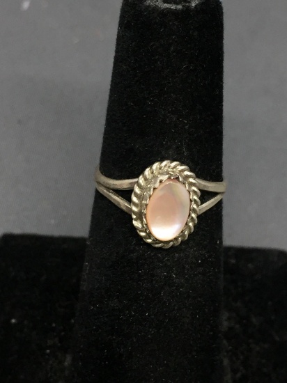 Rope Frame Detailed Oval 7x5mm Pink Mother of Pearl Cabochon Center Split Shank Sterling Silver Ring