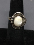 Old Pawn Native American Style Feather Detailed Top w/ Oval 10x8mm Mother of Pearl Center Sterling