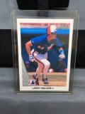 1990 Leaf #325 LARRY WALKER Expos ROOKIE Baseball Card