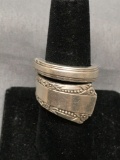 Stamped 1881 Rogers Collectible Spoon Design 20mm Wide Detailed Bypass Sterling Silver Ring Band