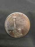 Statue of Liberty Mint Vintage 1 Ounce .999 Fine Silver Bullion Round