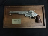 Franklin Mint THE WYATT EARP .44 CALIBER REVOLVER DISPLAY ONLY GUN - COOL