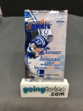 Factory Sealed 2000 FLEER GAMERS Football 4 Card Retail Pack - Tom Brady RC Autograph?