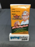 Factory Sealed 2000 FLEER TRADITION Football 10 Card Hobby Pack - Tom Brady Rookie?