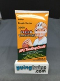 Factory Sealed 2000 FLEER TRADITION Football 10 Card Hobby Pack - Tom Brady Rookie?