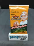 Factory Sealed 2000 FLEER TRADITION Football 10 Card Hobby Pack - Tom Brady Rookie?