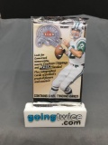 Factory Sealed 2000 Fleer GREATS OF THE GAME Football 5 Card Hobby Pack