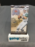 Factory Sealed 2000 Fleer GREATS OF THE GAME Football 5 Card Hobby Pack