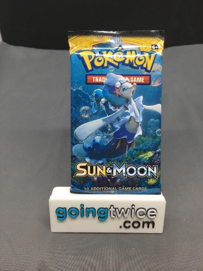 Factory Sealed Pokemon SUN & MOON Base Set 10 Card Booster Pack