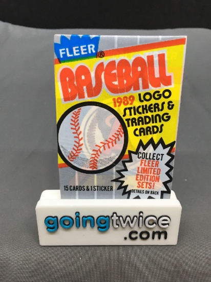 Factory Sealed 1989 FLEER Baseball 15 Card Pack - 1 Sticker