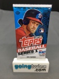 Factory Sealed 2016 Topps Baseball SERIES 1 Hobby Set 10 Card Pack