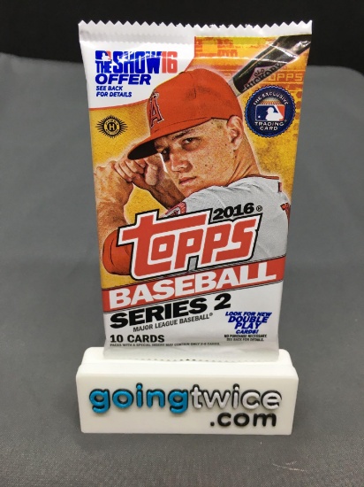 Factory Sealed 2016 Topps Baseball SERIES 2 Hobby Set 10 Card Pack