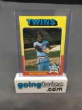 Vintage 1975 Topps Baseball #600 ROD CAREW Minnesota Twins Trading Card from Set Break!