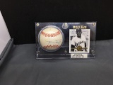 JSA Certified Signed WILLIE MAYS Giants Autographed National League Baseball in Display Stand