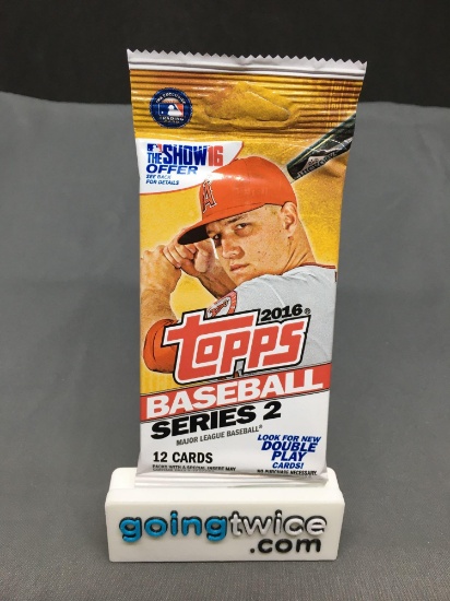 Factory Sealed 2016 2016 TOPPS SERIES 2 Baseball 12 Card Pack