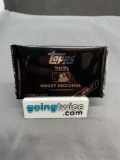 Factory Sealed 2021 TOPPS SERIES 1 Baseball 4 Card Hobby Exclusive Box Topper Pack