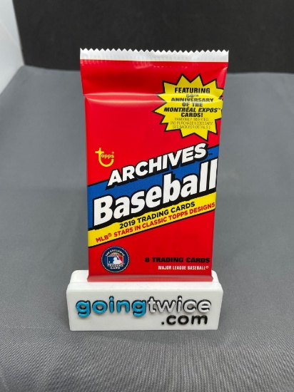 Factory Sealed 2019 Topps Archives Baseball 8 Card Pack